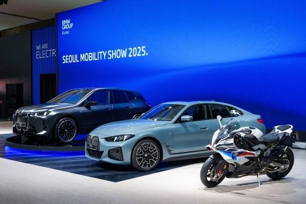 BMW, 고성능 전기차 ‘i4 그란쿠페 · iX M70 xDrive’ 첫선 [사진제공=BMW코리아]