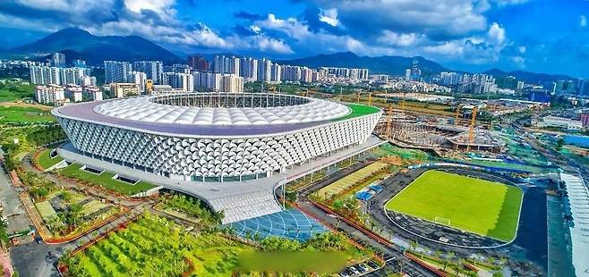 하이난 싼야 스포츠센터 스타디움. (주)프롬엔터테인먼트 제공