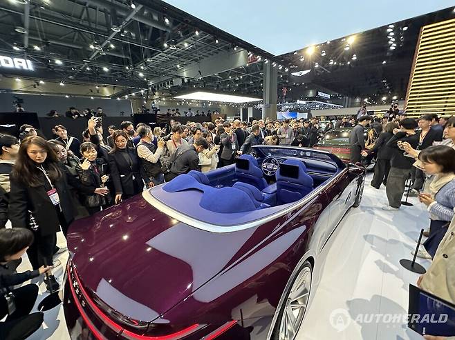 제네시스 엑스 그란 컨버터블(오토헤럴드 김훈기 기자)