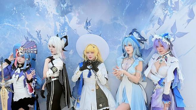 ▲ 한 장으로는 아쉬우니