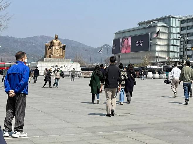 4일 광화문 광장의 평화로운 모습 / 사진=한경비즈니스 고송희 기자