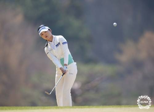 이예원의 칩샷. [KLPGA 제공. 재판매 및 DB 금지]