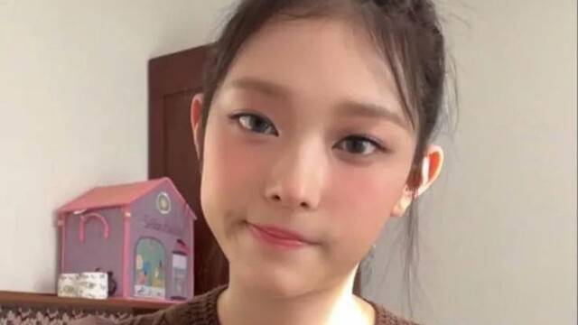 뉴진스 해린은 또렷하게 돌출된 '요정 귀' 모양으로 유명하다 ｜출처: NJZ 스레드