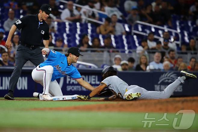 31일 마이애미전에서 대주자로 나섰다가 주루사를 당한 배지환. ⓒ AFP=뉴스1
