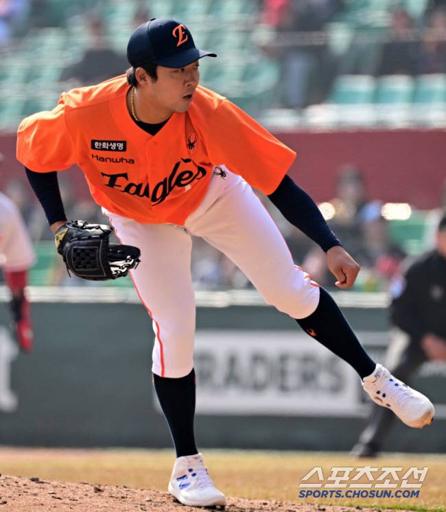 한화 김범수가 역투하고 있다. 박재만 기자 pjm@sportschosun.com