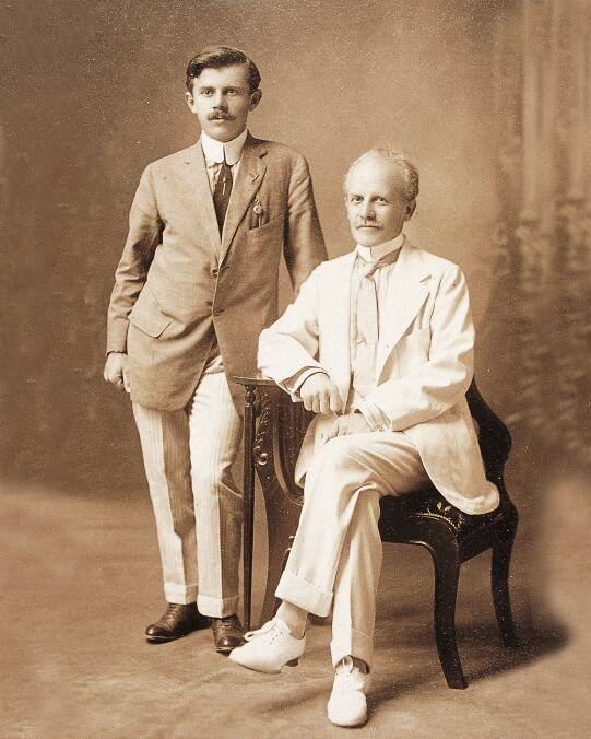 왼쪽부터 아들 호러스 호턴 언더우드와 아버지 호러스 그랜트 언더우드의 모습. /연세대