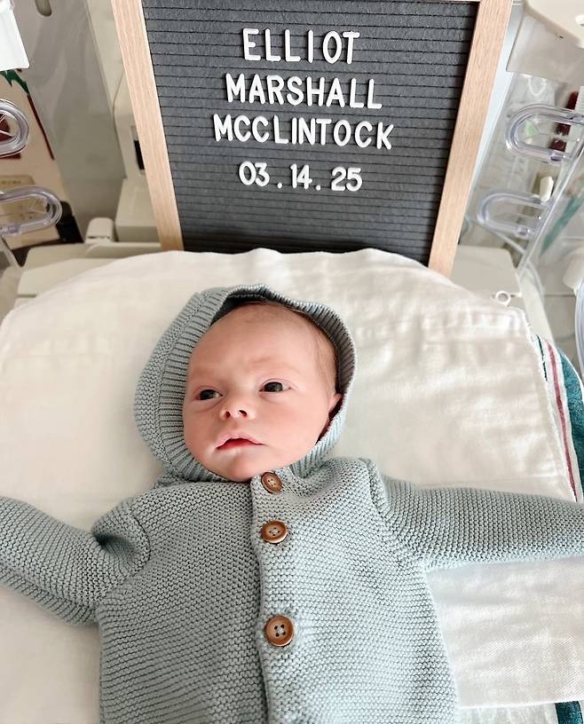 미국 래퍼 에미넘의 딸 헤일리 제이드 매더스가 공개한 아들의 모습 [헤일리 제이드 매더스 인스타그램]