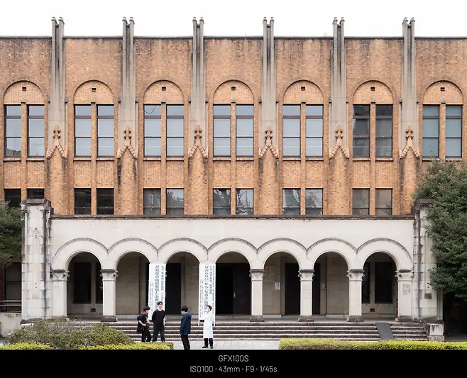 129af61eb5806ff120a8d3b706f11a39d2821d4d352491a995