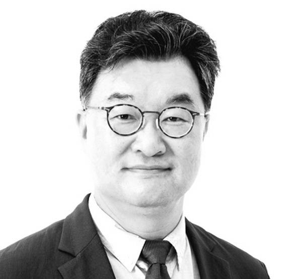 김흥규 아주대 교수(미중정책연구소장)