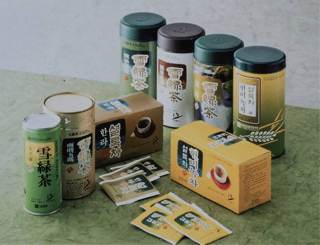 오설록이 1980년대 출시한 녹차 제품들 [아모레퍼시픽 제공]