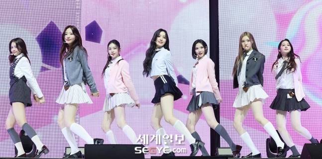 걸그룹 하츠투하츠(Hearts2Hearts). 한윤종 기자