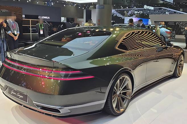 제네시스 엑스 그란 쿠페