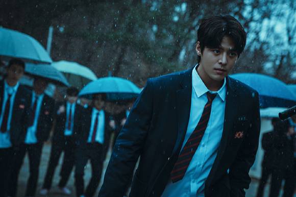 ‘약한영웅’2 스틸 공개... 은장고 vs 영등포 연합 본격화(제공: 넷플릭스)