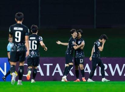 한국 남자 17세 이하 축구 대표 선수들이 8일 아시아축구연맹(AFC) U-17 아시안컵 조별리그 아프가니스탄과의 경기에서 골을 넣고 기뻐하고 있다.  AFC 홈페이지 캡처