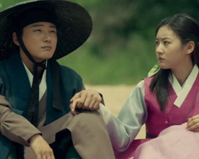 윤시윤은 '마녀보감'에서 김새론과 호흡을 맞췄다. / JTBC '마녀보감' 캡처