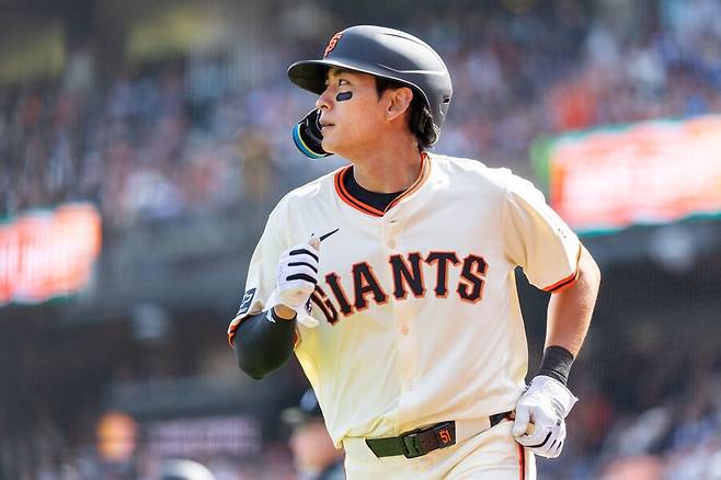 ▲ 5일 시애틀과 홈 개막전에서 1타점은 물론 두 차례 호수비로 팀을 구한 이정후 ⓒ연합뉴스/로이터