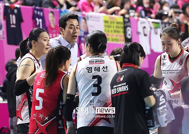 ▲ 정관장 고희진 감독 ⓒ곽혜미 기자