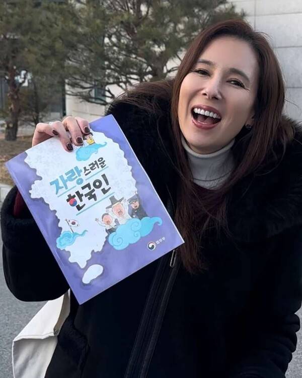 사진=에바 포피엘 인스타그램&nbsp;