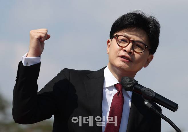 [이데일리 노진환 기자] 한동훈 국민의힘 전 대표가 10일 오후 서울 여의도 국회에서 제21대 대통령선거 출마 선언 기자회견을 하고 있다.