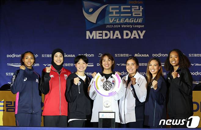 아시아쿼터 도입 첫 시즌, v리그의 선택을 받은 아시아 선수들.  2023.10.12/뉴스1 ⓒ News1 김성진 기자