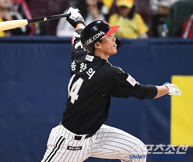 10일 서울 고척스카이돔에서 열린 LG-키움전. 2회초 1사 1, 2루 송찬의가 스리런포를 치고 있다. 고척=정재근 기자 cjg@sportschosun.com/2025.4.10/