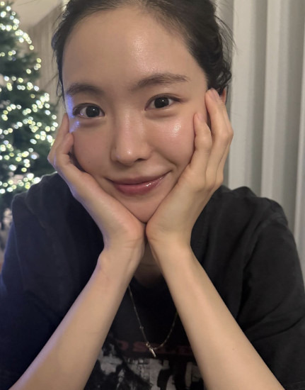 손나은 소셜 계정 캡처