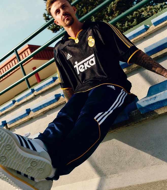 3.png 이번에 재발매 되는 레알마드리드 99/00 리메이크 킷