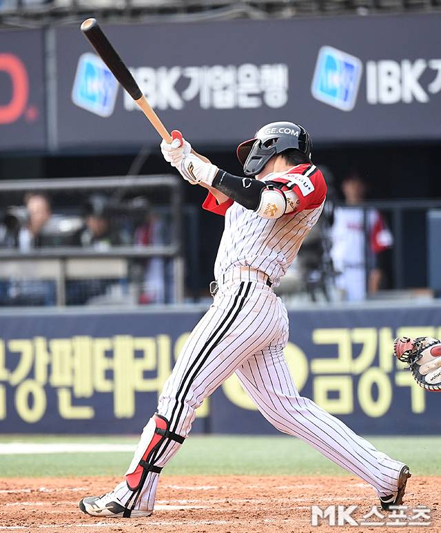 최근 LG에 없어서는 안 될 선수로 자리매김한 구본혁. 사진=천정환 기자