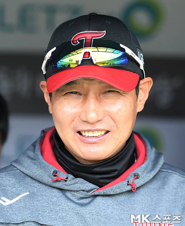 LG의 지휘봉을 잡고있는 염경엽 감독. 사진=천정환 기자