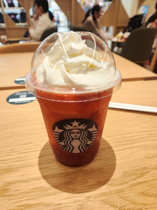 일본 스벅 딸기 프라푸치노