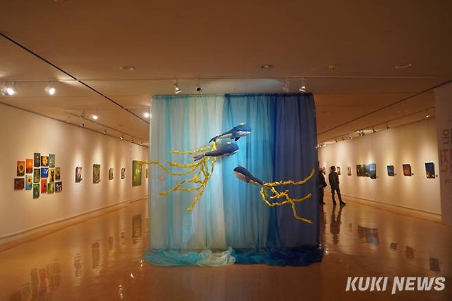 4.16공방에서 공예 수업 전시를 열고 있다. 4.16재단 제공