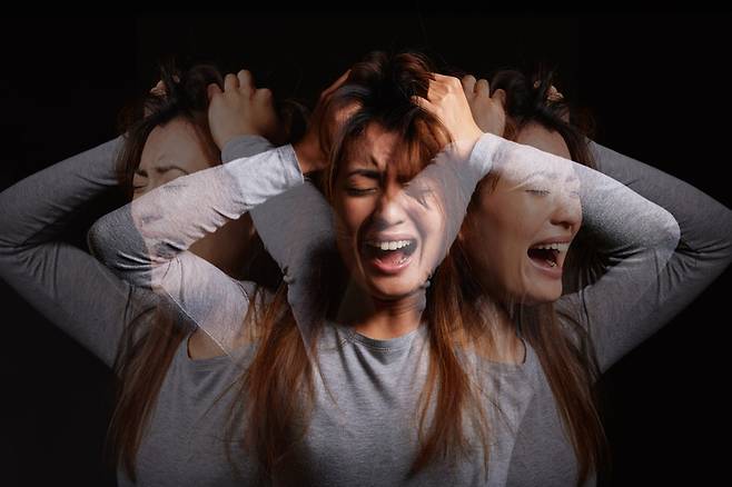 정신병 환자들은 현실과의 연결이 끊어져 망상과 환각을 겪는 경우가 많다. [사진=게티이미지뱅크]