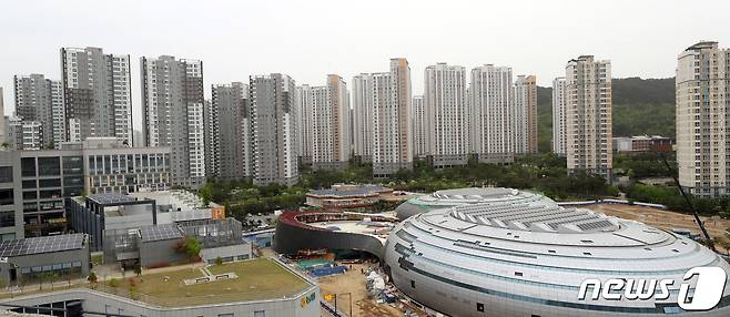 세종시 어진동 정부세종청사에서 바라본 아파트 단지 모습. 뉴스1 ⓒ News1 장수영 기자