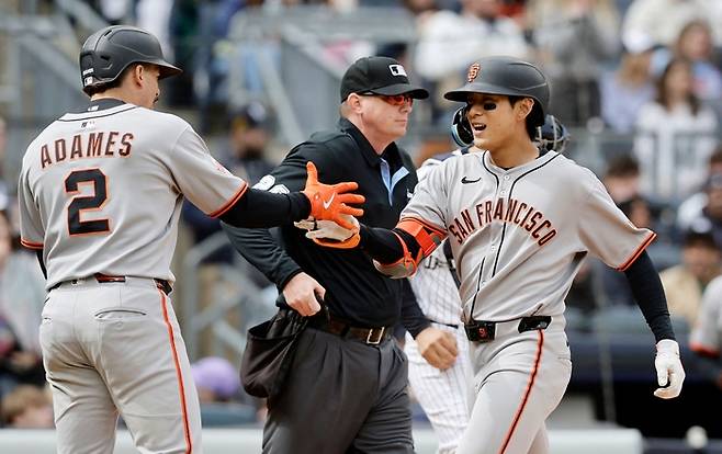 이정후가 ML 커리어 첫 연타석 홈런을 때려냈다. 사진 | AFP 연합뉴스