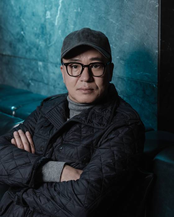 영화 '야당'의 연출을 맡은 황병국 감독. 마약 취재를 위해 마약사범, 검경 관계자 등 100명 이상을 만났다고 한다. 사진 플러스엠 엔터테인먼트