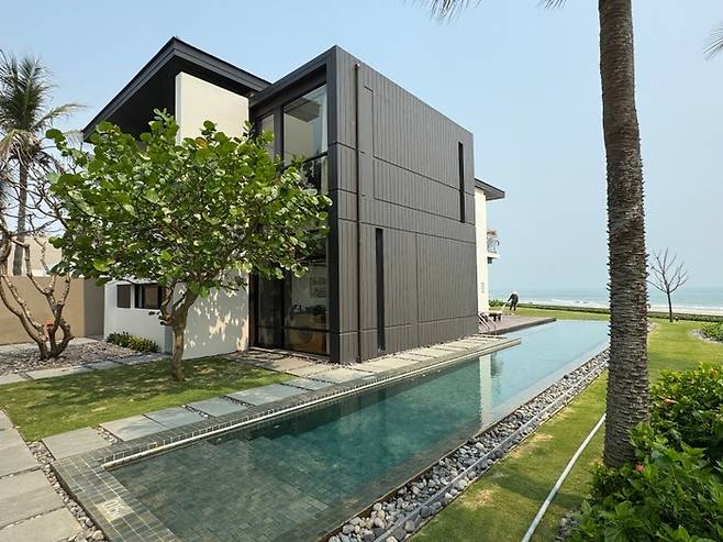 3베드룸 빌라. 2층 구조로 된 독채 빌라를 단독으로 사용한다.  / 사진=홍지연 여행+ 기자