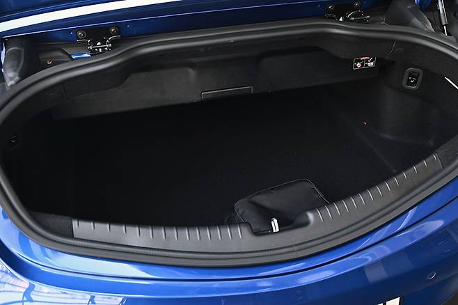 메르세데스-벤츠 CLE 450 4MATIC 카브리올레. 사진 김학수 기자