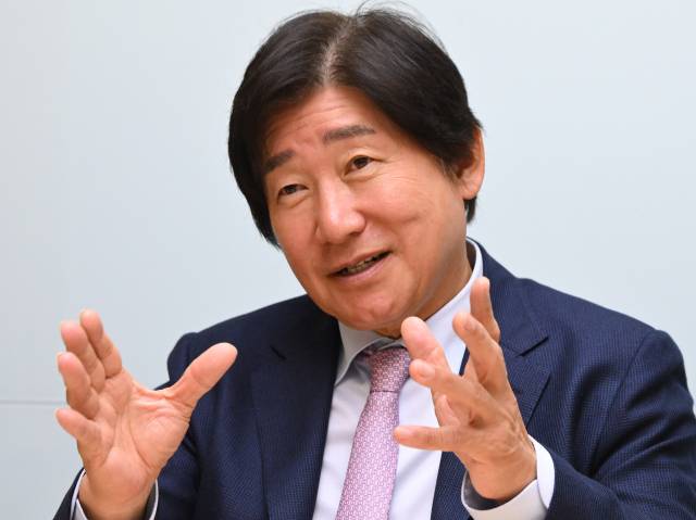 이상훈 에이비엘바이오 대표가 14일 성남 판교 본사에서 서울경제신문과 인터뷰를 하고 있다. 성남=오승현 기자