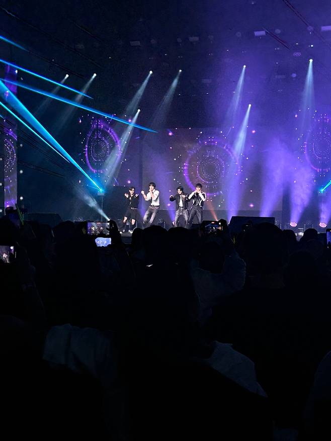 C9엔터테인먼트 제공