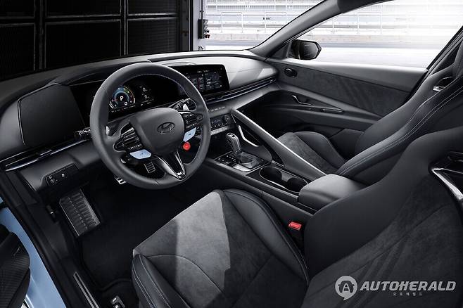 2026 아반떼 N 내장(현대차)