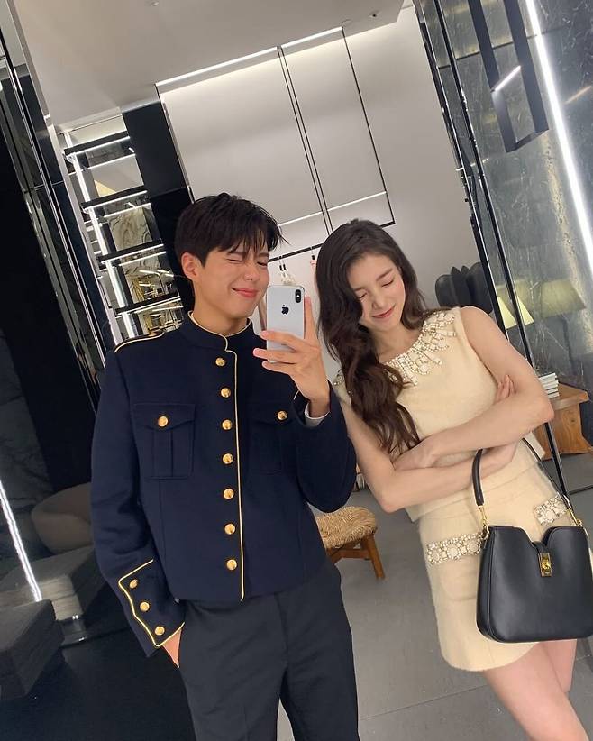 2_20250415_095227_038.jpg 박보검 수지 최신 셀카