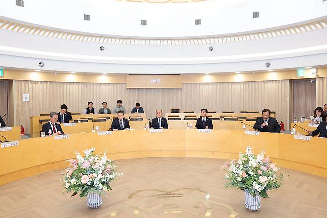 15일 경북대학교에서 열린 ‘대학-출연연 협력 강화를 위한 현장간담회’ 모습.[과기정통부 제공]