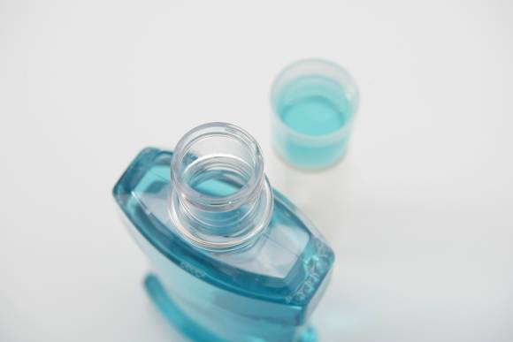 구강 청결제 자료 이미지. 아이클릭아트