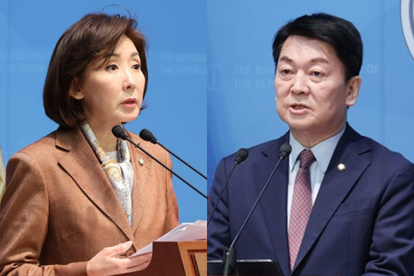 국민의힘 대통령선거 2차 경선 진출을 다투고 있는 나경원 의원(왼쪽)과 안철수 의원.(사진=연합뉴스)