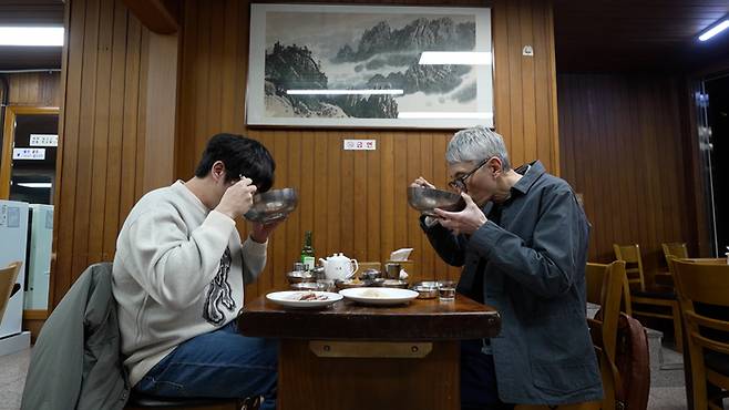 넷플릭스 예능 ‘미친맛집(미식가 친구의 맛집)’. 사진 | 넷플릭스