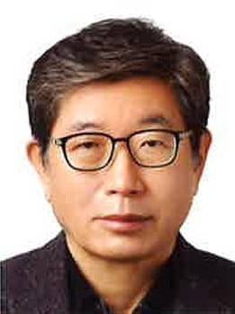성용락 정석인하학원 신임 이사장. /뉴스1