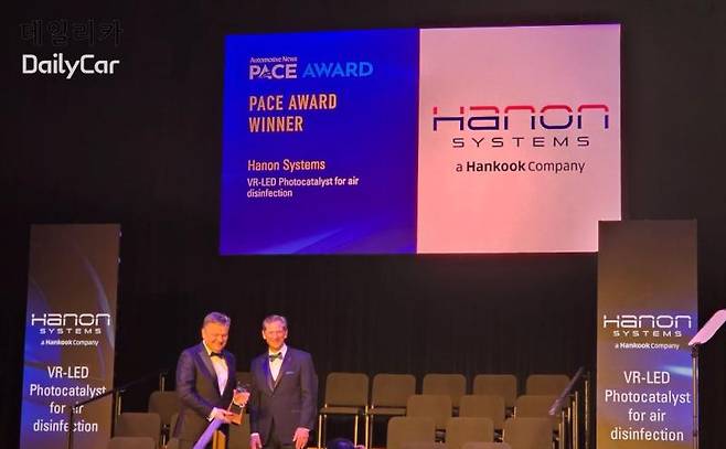 한온시스템, CTO 울리 스투헤츠(Uli Stuhec), 오토모티브뉴스 편집장 제이미 버터스 (Jamie Butters)