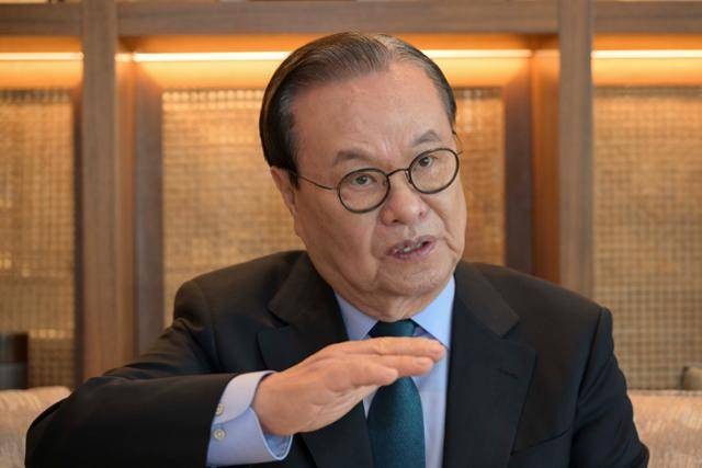 인명진 전 새누리당 비대위원장이 11일 서울 중구 앰배서더 호텔에서 본보와 인터뷰하고 있다. 강예진 기자