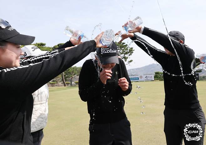 점프투어 1차전 우승자 송지윤. KLPGA 제공