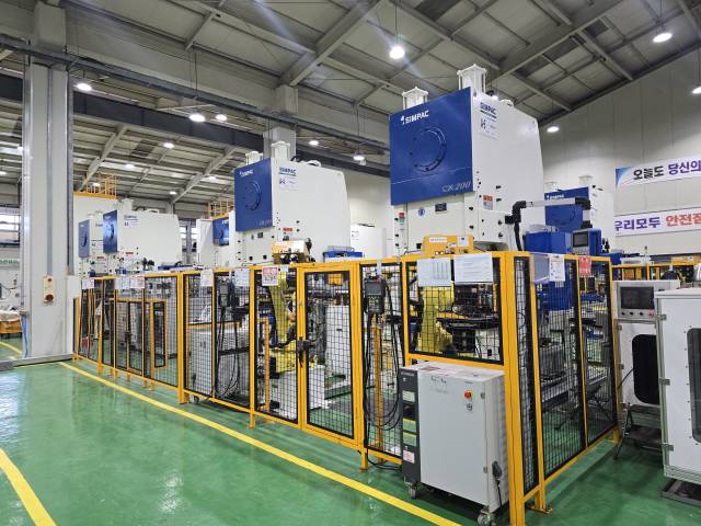 ESS 부품을 제조하는 구미 공장 생산시설. 사진 제공=신성에스티